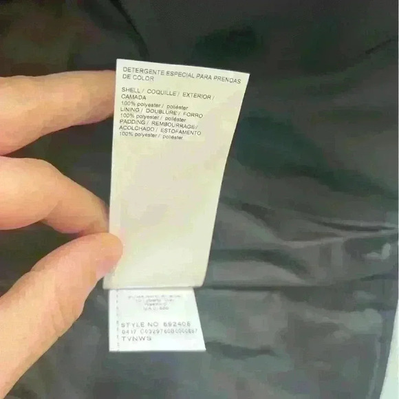 Puma essentials black padded vest size xs NWT - Picture 8 of 15